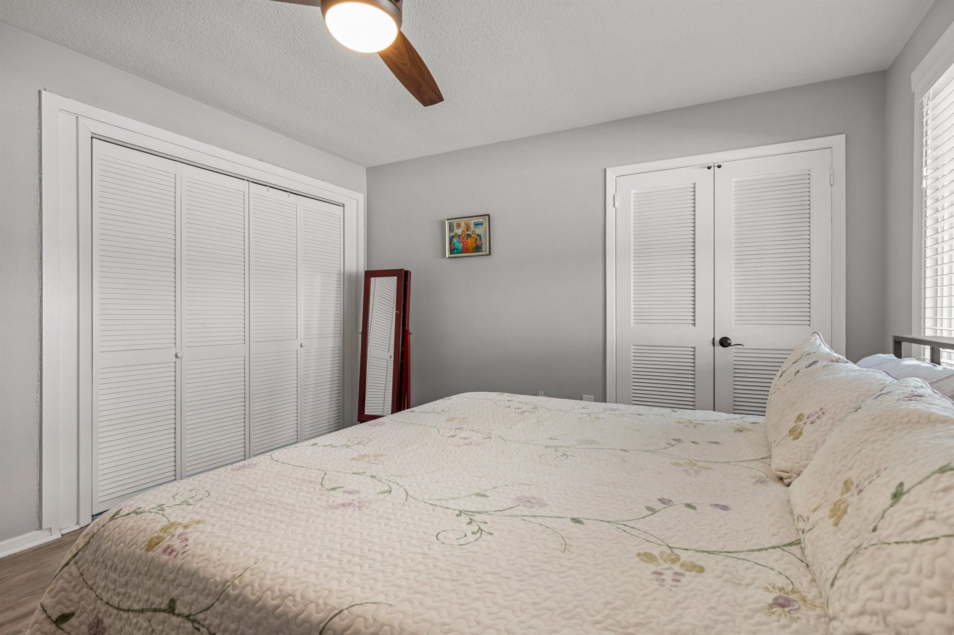 636 Hemlock Ave. Photo 25