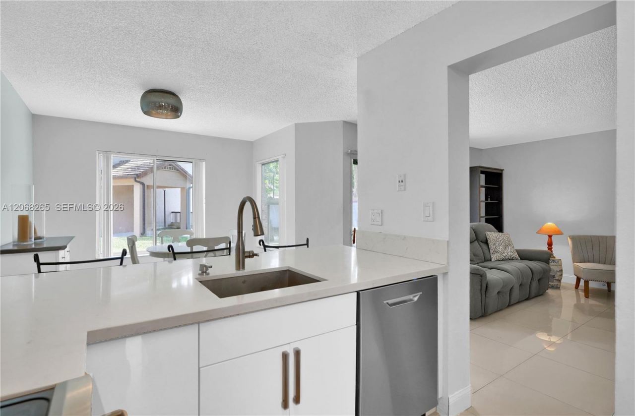 13946 SW 91st Ter, Unit 13946, Miami, FL 33186 Photo