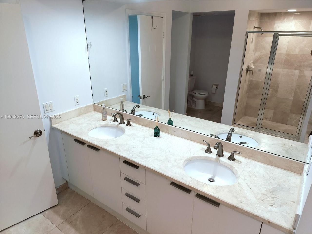 14951 Royal Oaks Ln , Unit 1006, North Miami, FL 33181 Photo