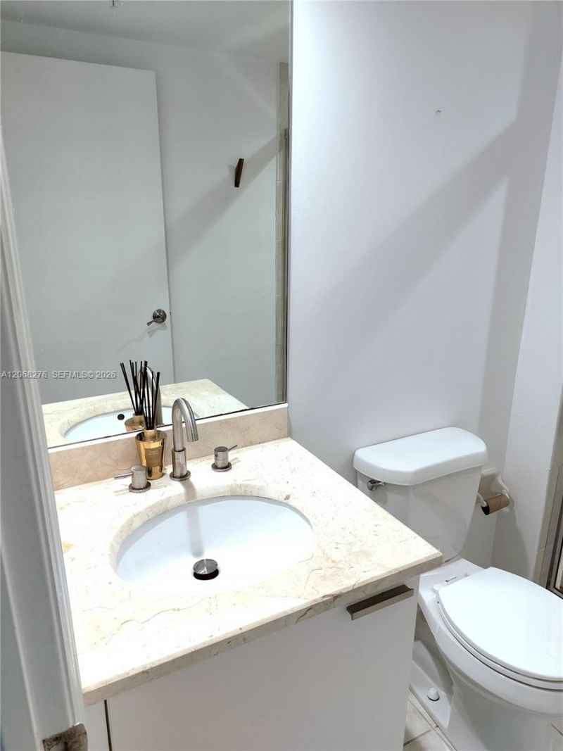14951 Royal Oaks Ln , Unit 1006, North Miami, FL 33181 Photo