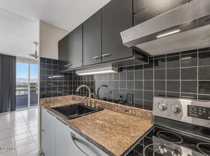 100 N Arlington Avenue, Unit 15C, Reno, NV 89501 Photo
