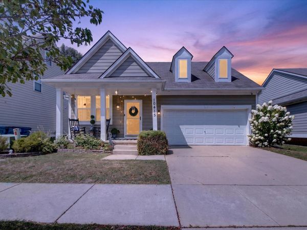 10415 Scarlet Oak Drive, Ypsilanti, MI 48198