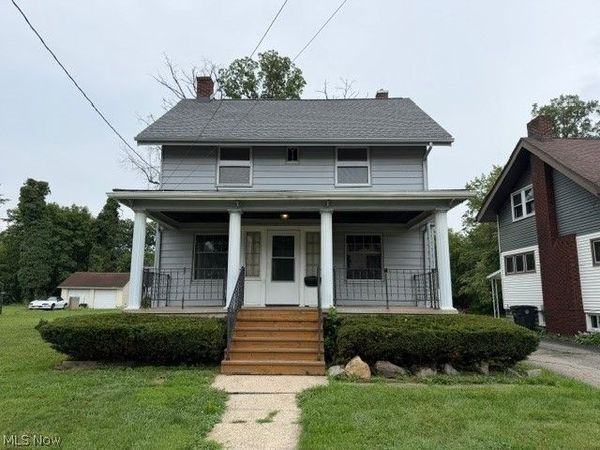 379 Homewood Avenue SE, Warren, OH 44483