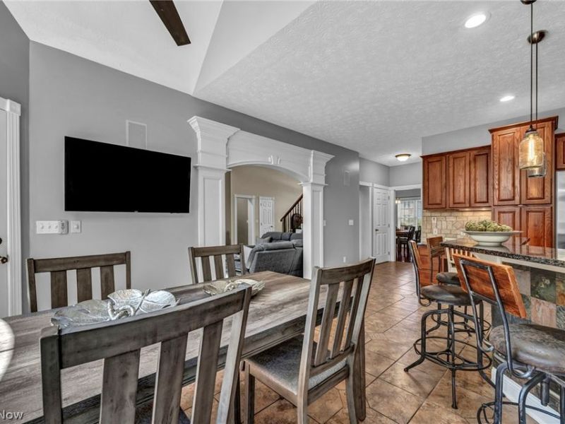 22131 Yarrow Trail, Strongsville, OH 44149 Photo 11