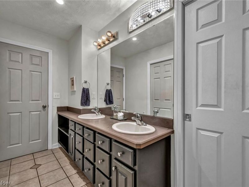 22131 Yarrow Trail, Strongsville, OH 44149 Photo 30
