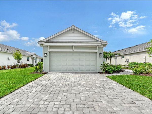 3231 ALBA CIRCLE, BRADENTON, FL 34211
