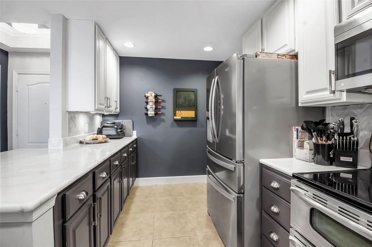 808 3rd Avenue W, Unit 307, Bradenton, FL 34205 Photo