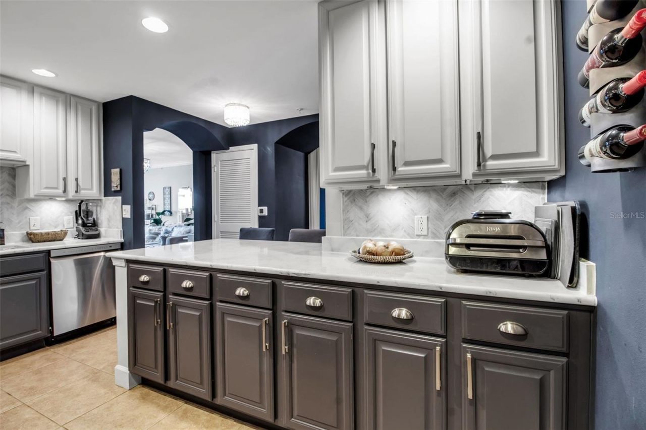 808 3rd Avenue W, Unit 307, Bradenton, FL 34205 Photo