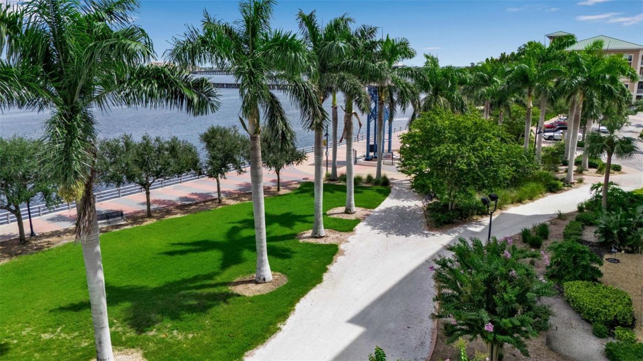 808 3rd Avenue W, Unit 307, Bradenton, FL 34205 Photo