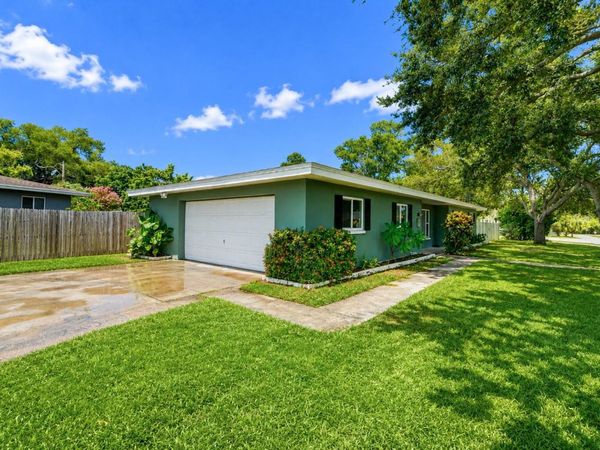 1800 DRUID ROAD E, CLEARWATER, FL 33764