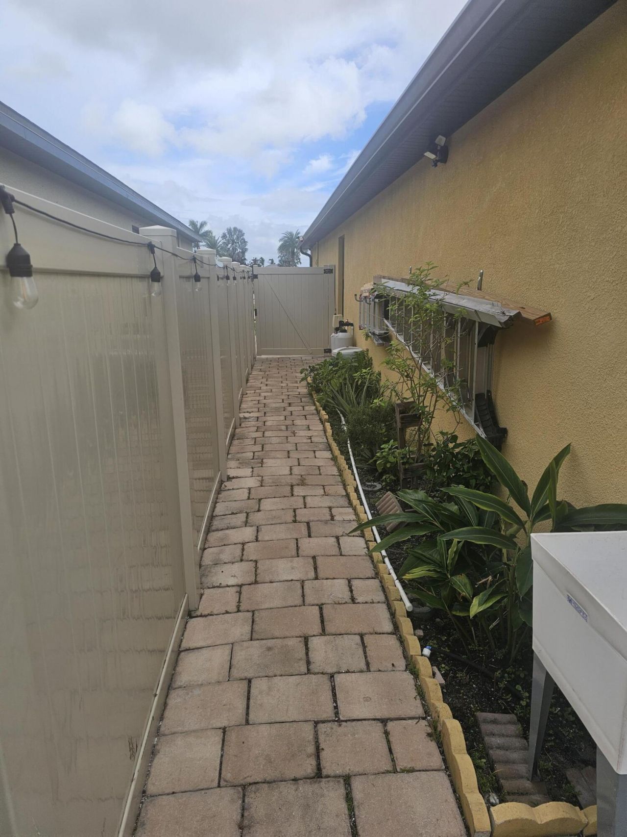 6038 NW Regent Street, Port Saint Lucie, FL 34983 Photo