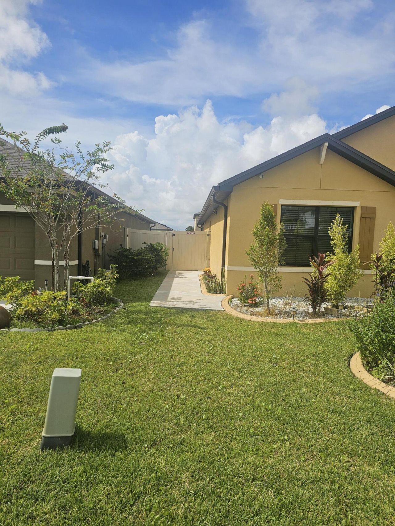 6038 NW Regent Street, Port Saint Lucie, FL 34983 Photo