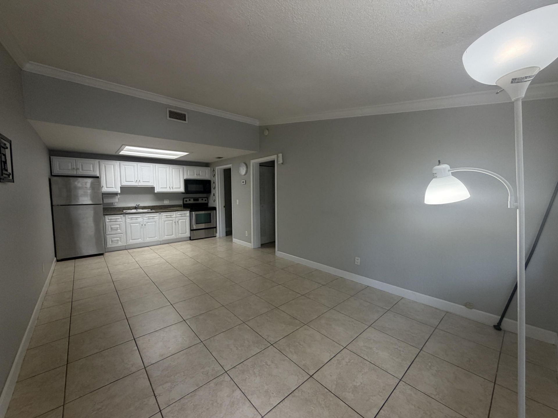 7194 Southgate Boulevard, Tamarac, FL 33321 Photo