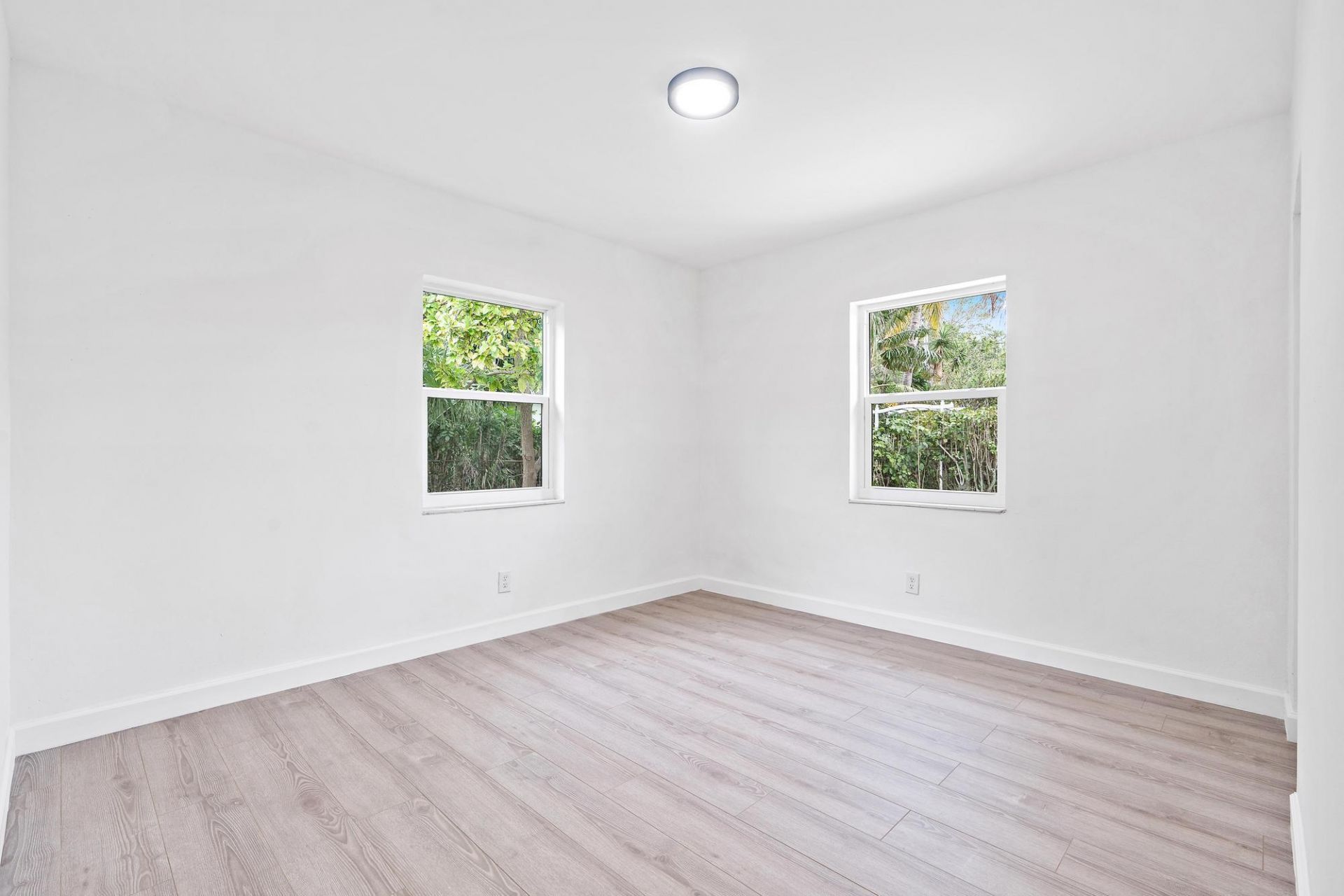 720 S 11th Street, Lantana, FL 33462 Photo