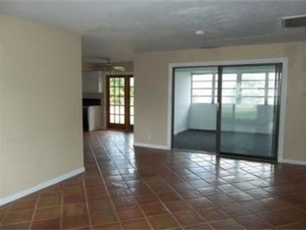 223 SE 14TH Place, Deerfield Beach, FL 33441