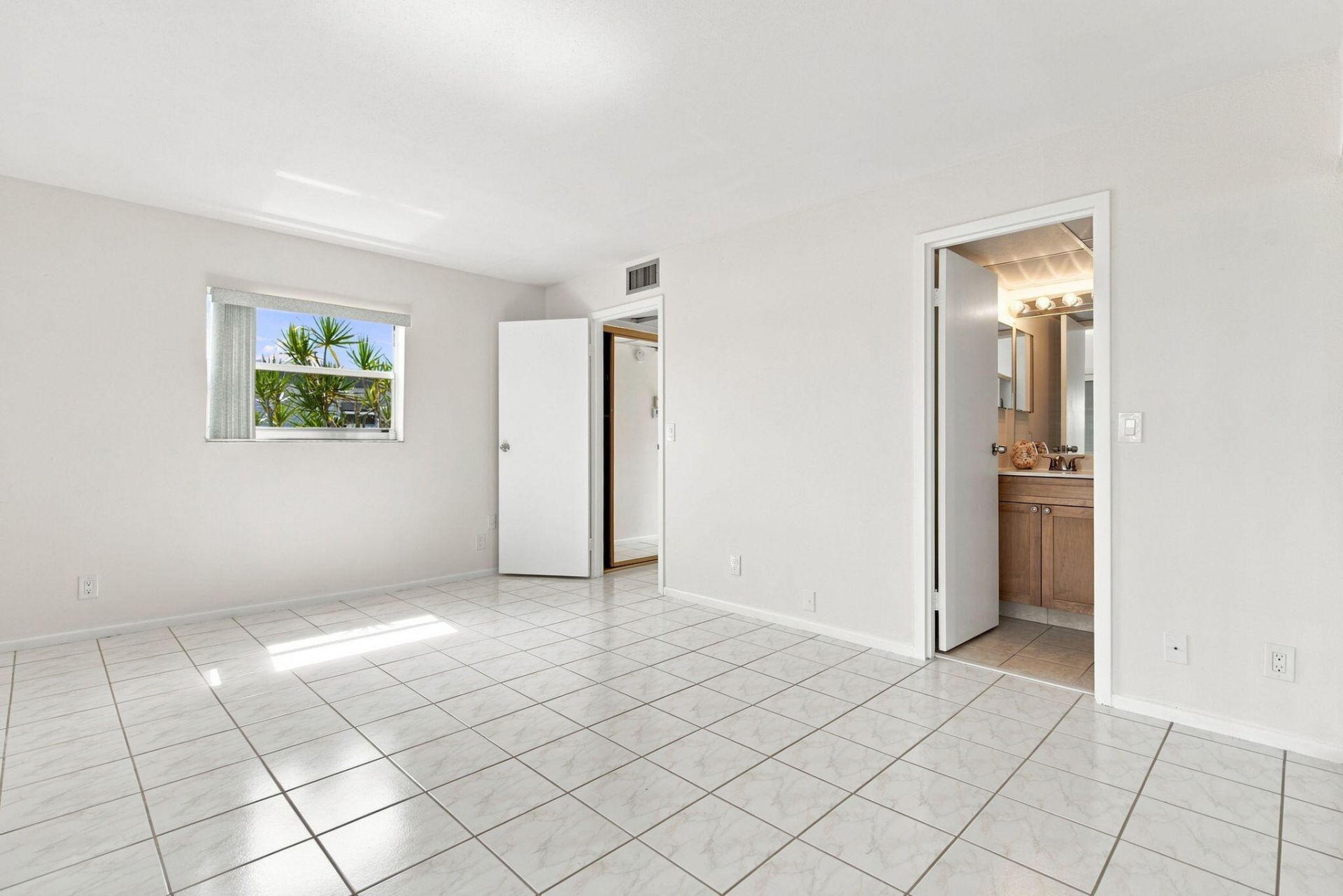 294 Tuscany Lane, Unit f, Delray Beach, FL 33446 Photo