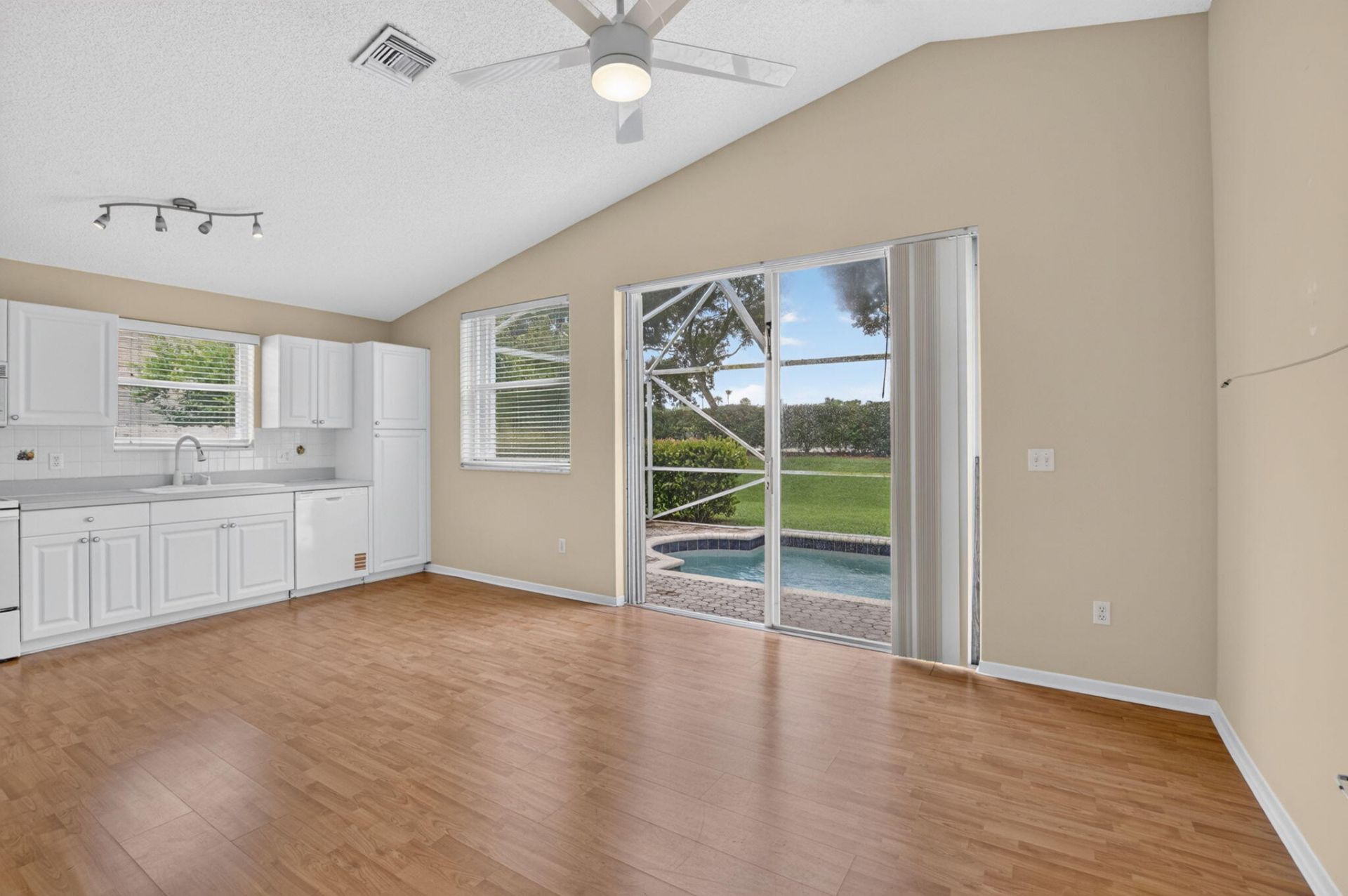 7666 Rockport Circle, Lake Worth, FL 33467 Photo