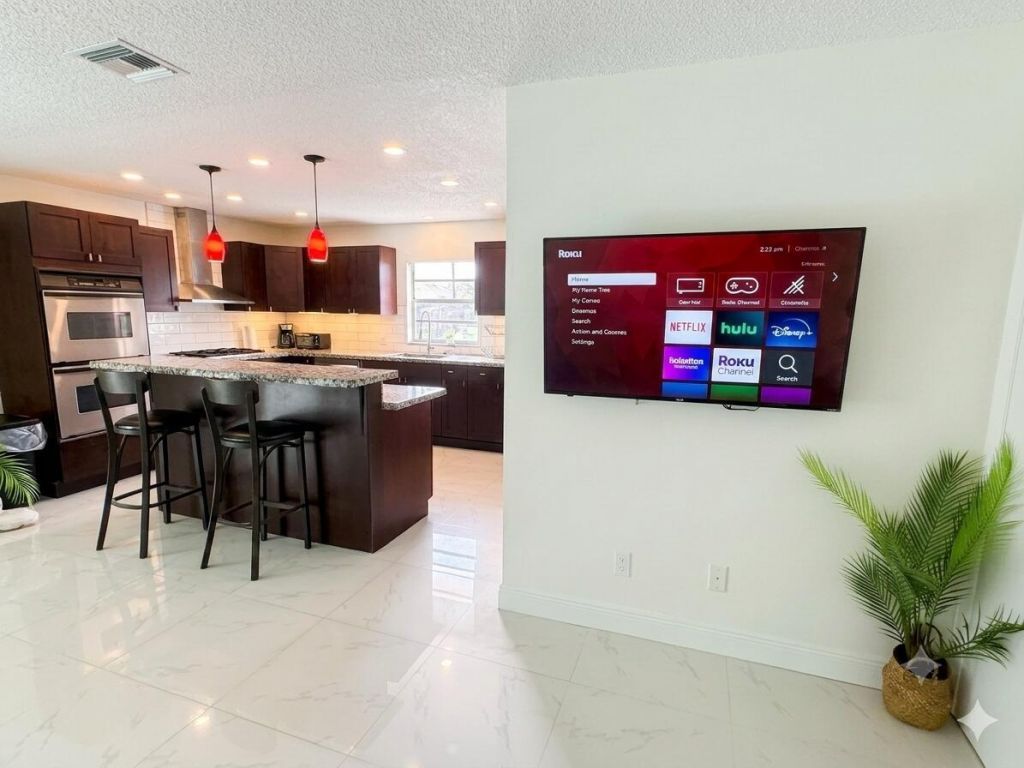1194 SE Clifton Lane, Port Saint Lucie, FL 34983 Photo