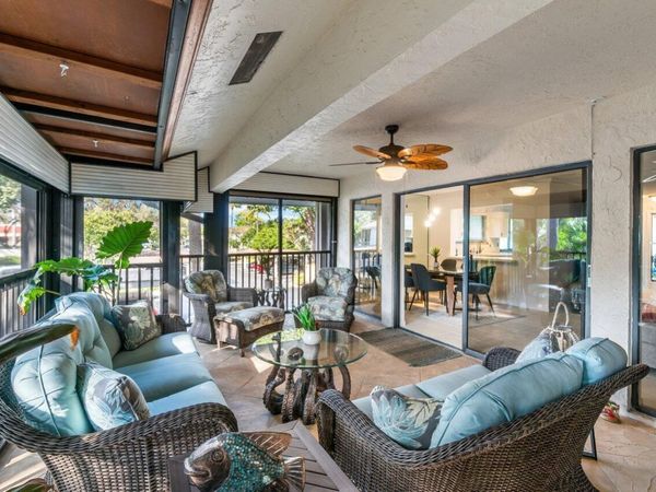 50 PELICAN POINTE Drive, Unit 2050, Delray Beach, FL 33483