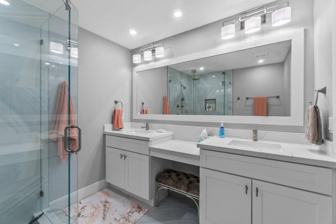 50 Pelican Pointe Drive, Unit 2050, Delray Beach, FL 33483 Photo
