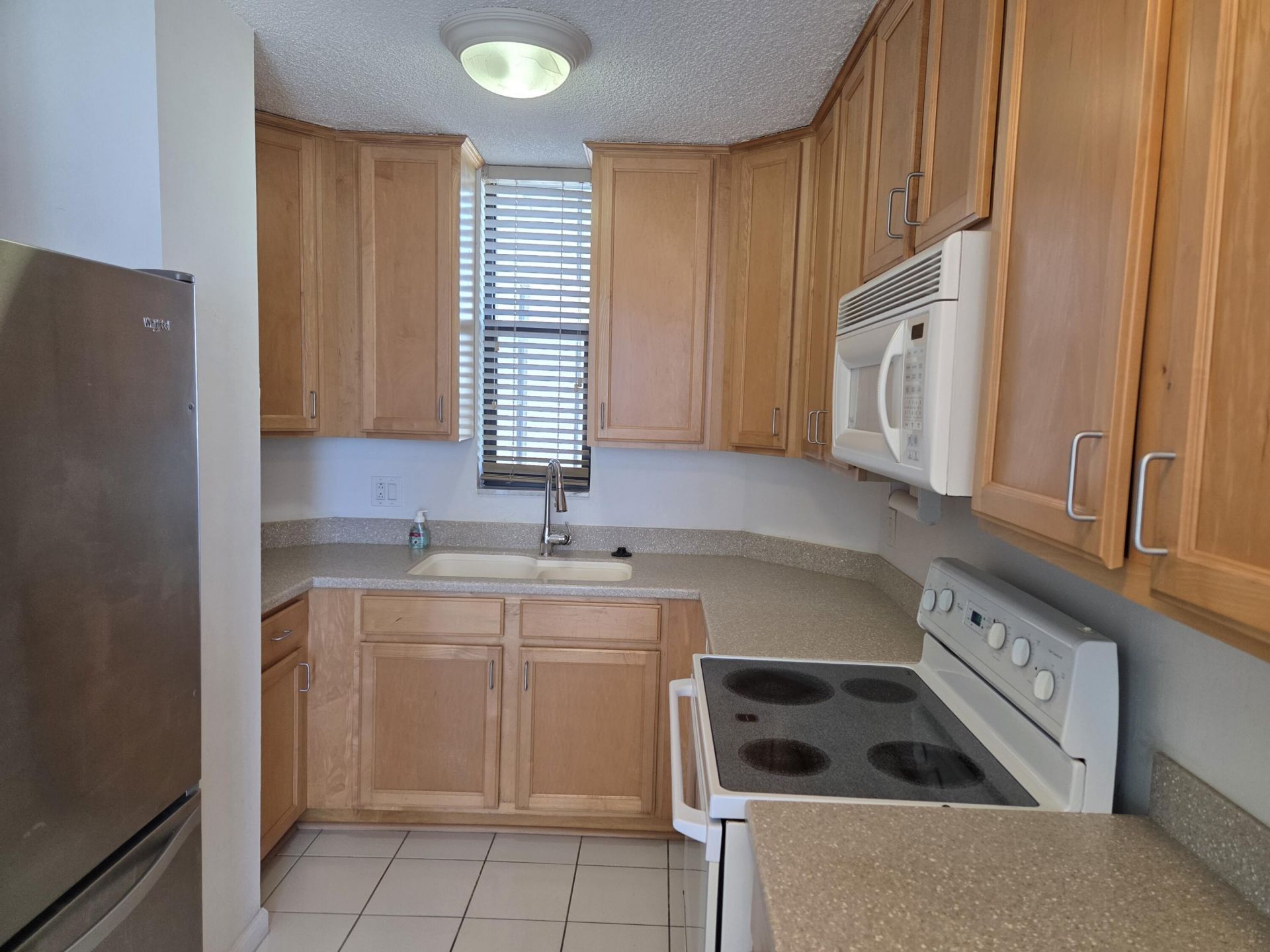 1000 S Ocean Boulevard, Unit 9J, Pompano Beach, FL 33062 Photo