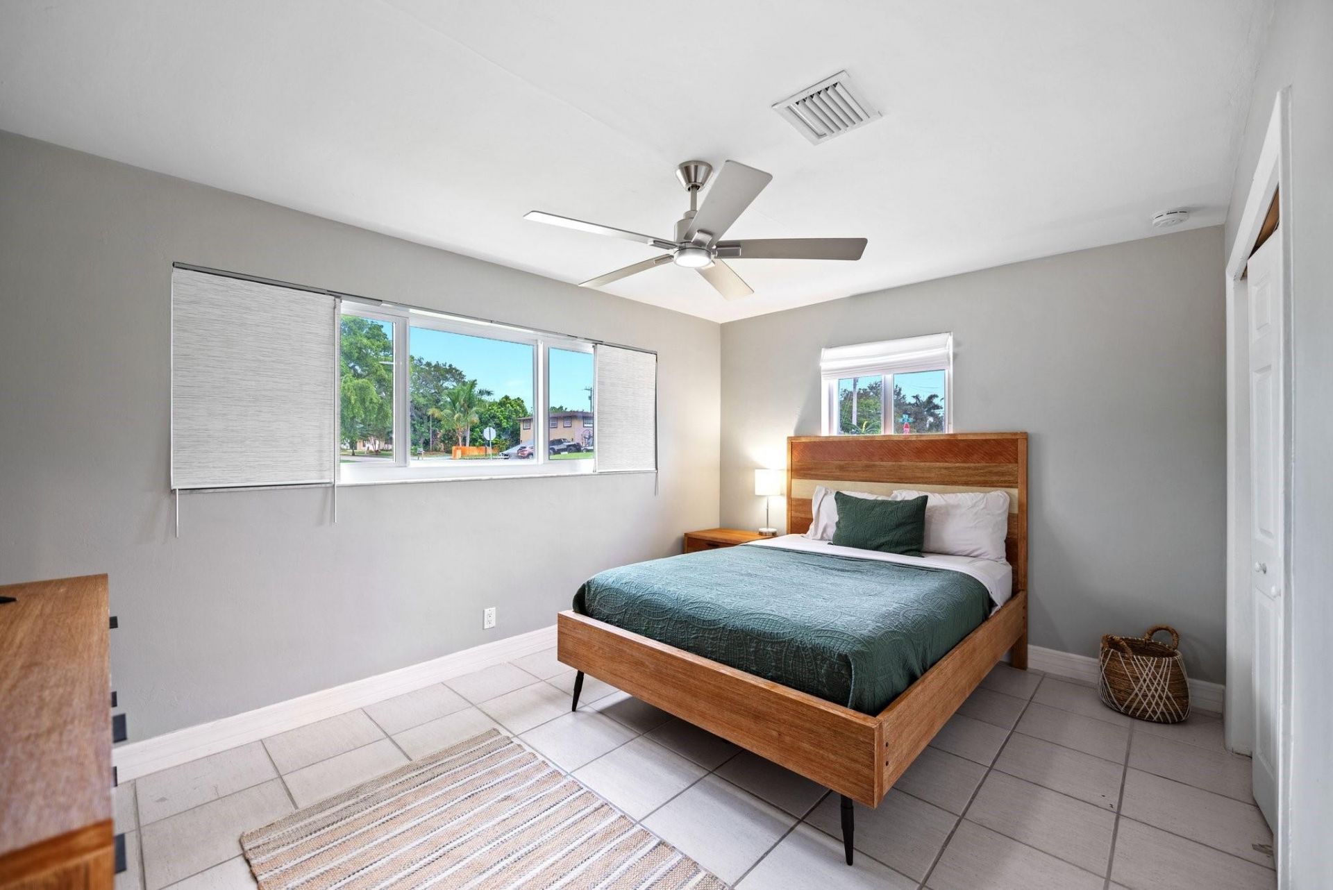 1900 SW 33rd Avenue, Fort Lauderdale, FL 33312 Photo