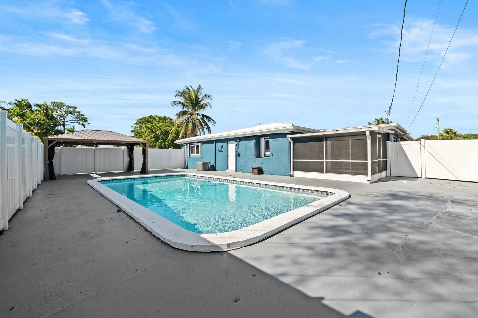 1900 SW 33rd Avenue, Fort Lauderdale, FL 33312 Photo