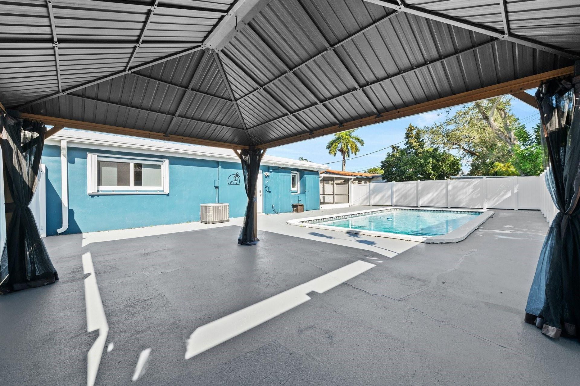 1900 SW 33rd Avenue, Fort Lauderdale, FL 33312 Photo