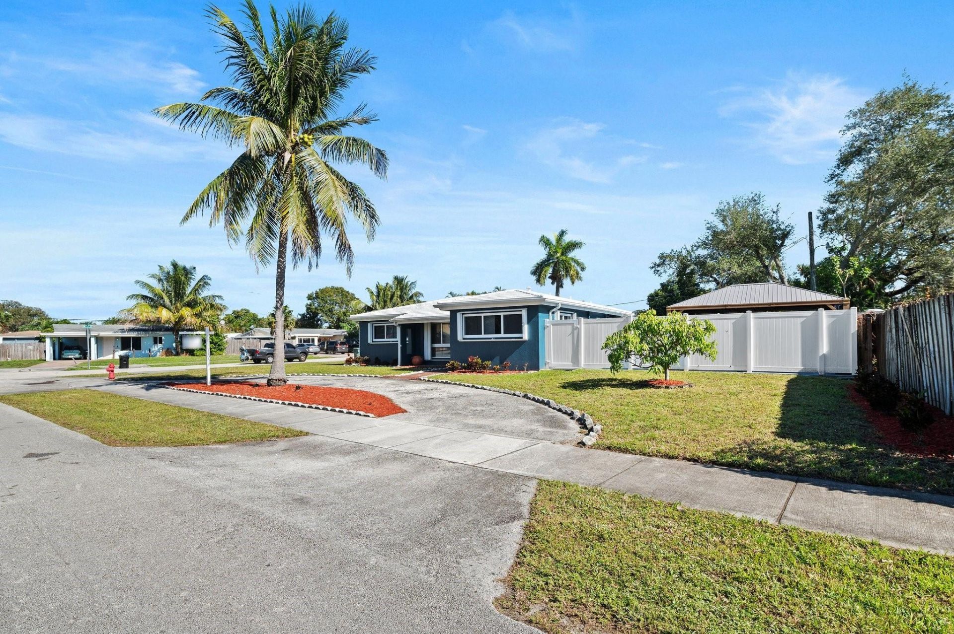 1900 SW 33rd Avenue, Fort Lauderdale, FL 33312 Photo