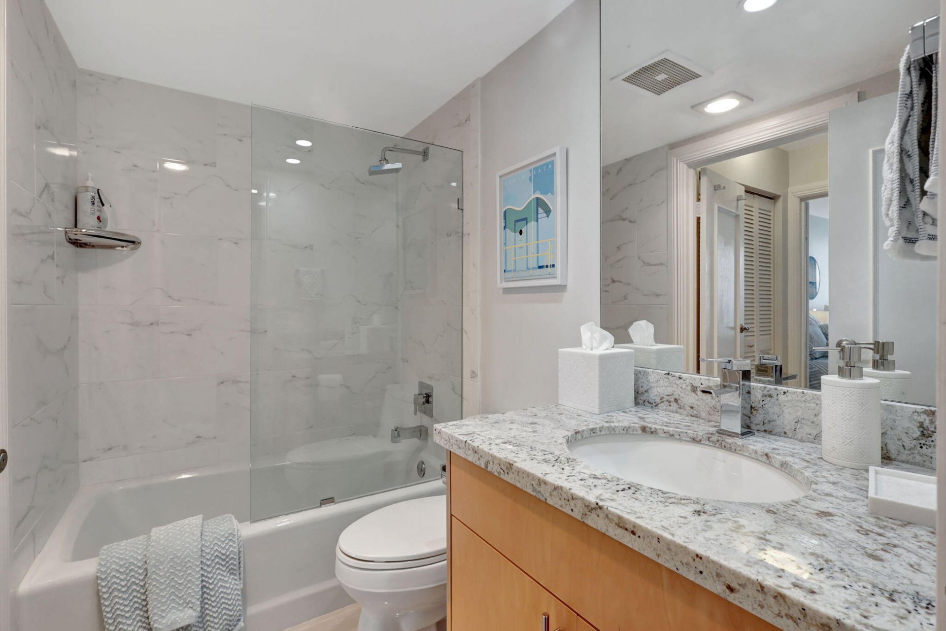 5460 N Ocean Drive, Unit 7a, Singer Island, FL 33404 Photo