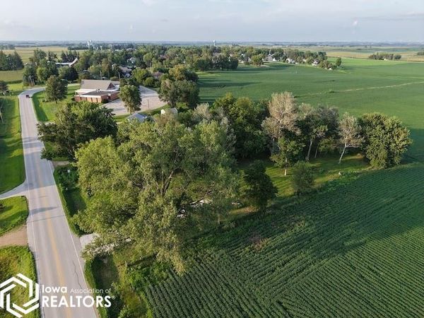 607 Peach Avenue, New Providence, IA 50206