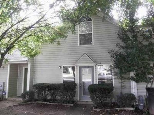 9053 Stoneleigh Trace , Douglasville, GA 30134