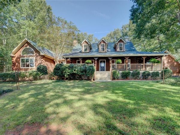1371 Lipscomb Road , Social Circle, GA 30025