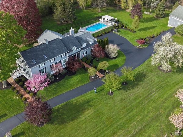 32 East Street , Skaneateles, NY 13152
