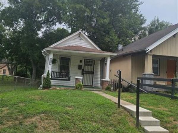 4007 Park Avenue, Kansas City, MO 64130