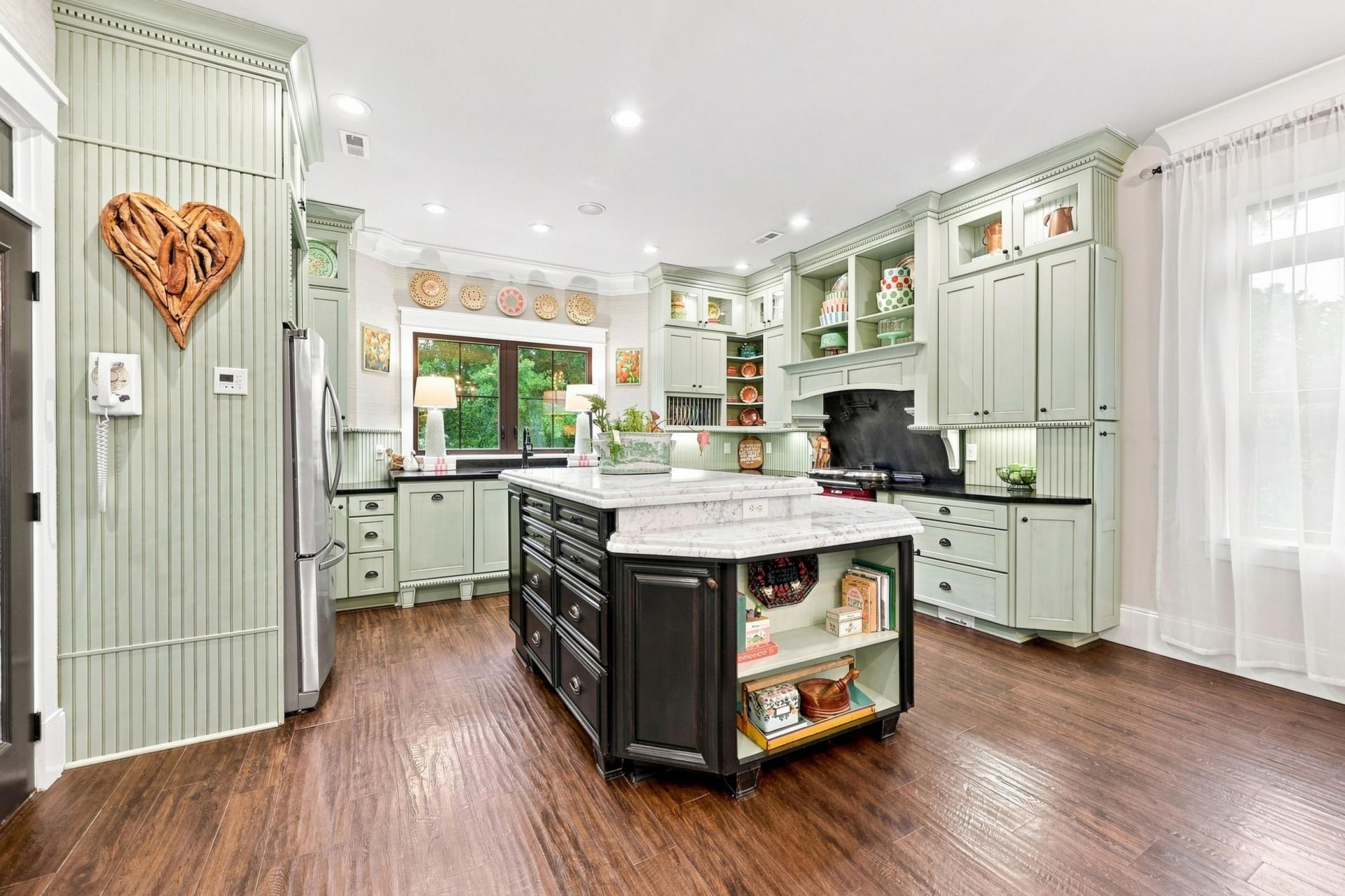 5627 Woodside Ave. Photo 11