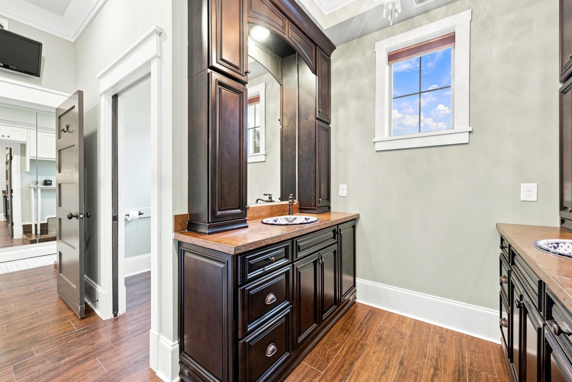 5627 Woodside Ave. Photo 26
