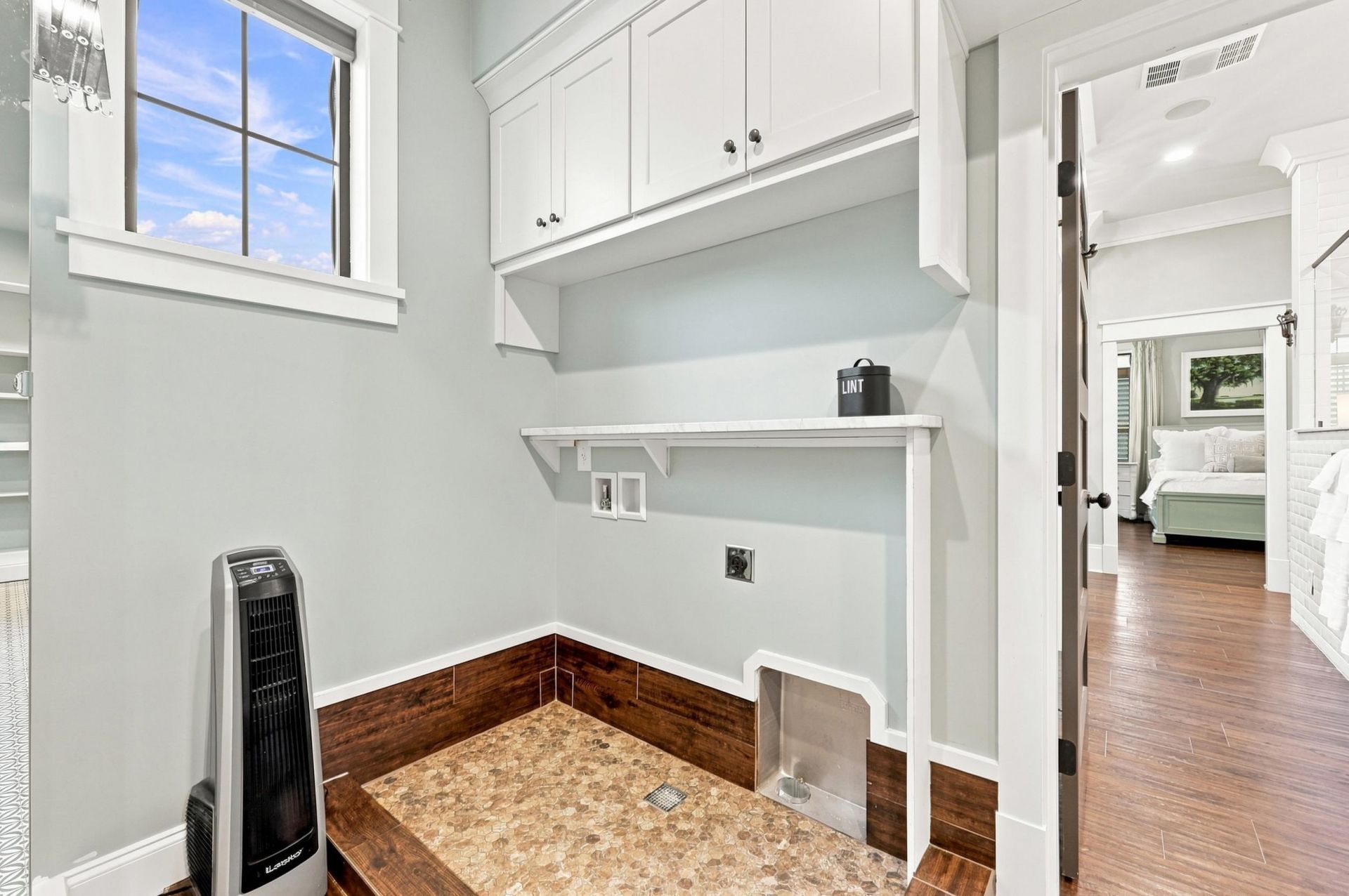 5627 Woodside Ave. Photo 30