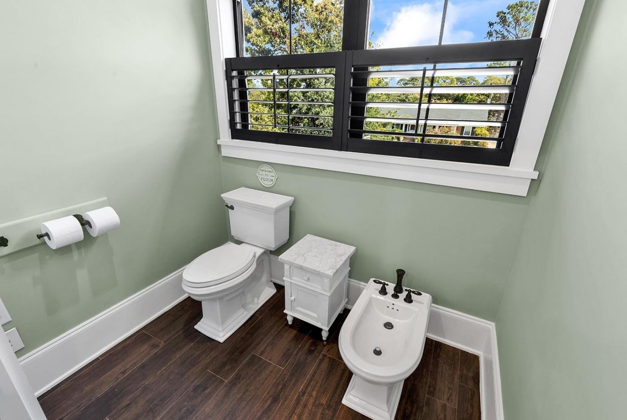 5627 Woodside Ave. Photo 36