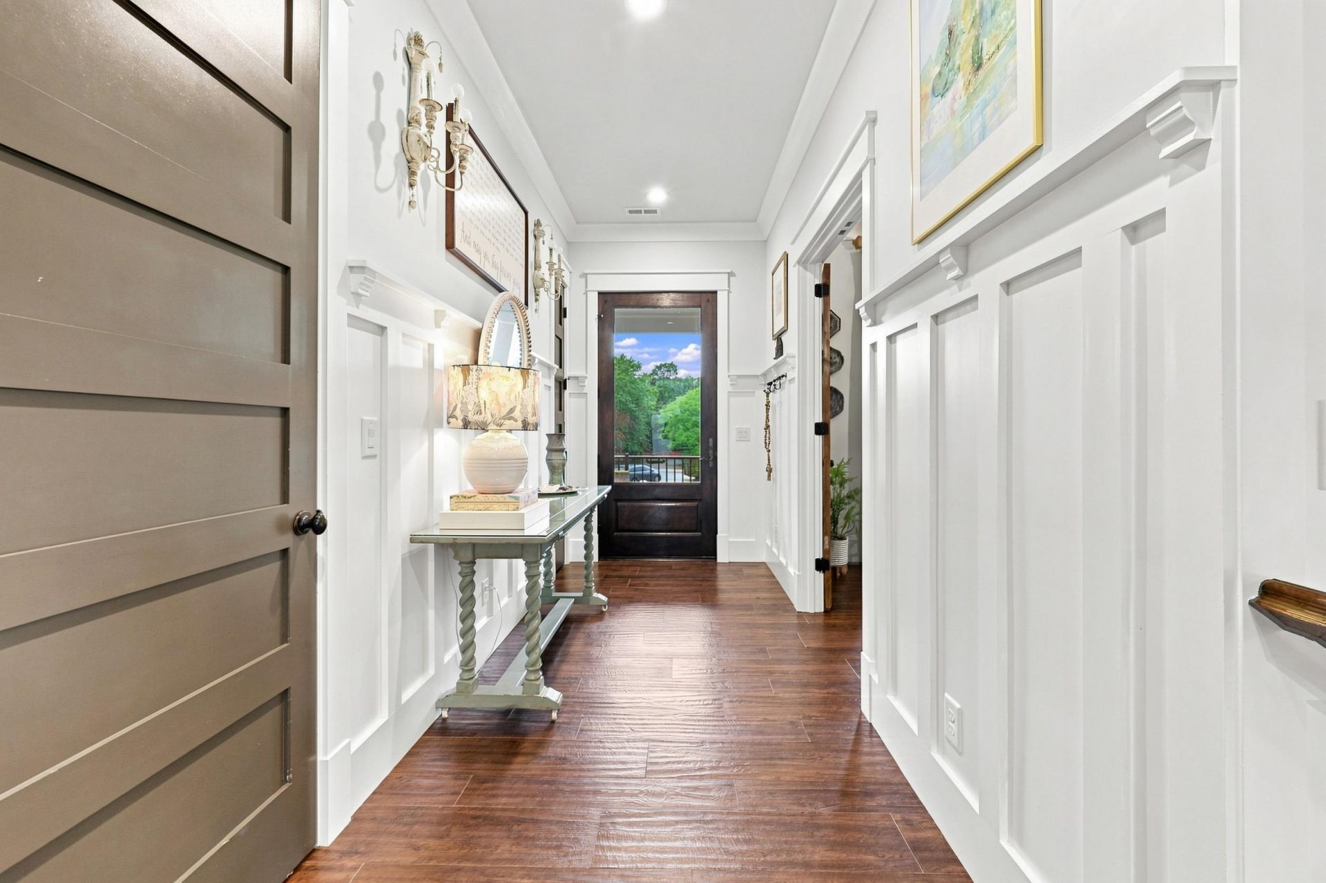 5627 Woodside Ave. Photo 4