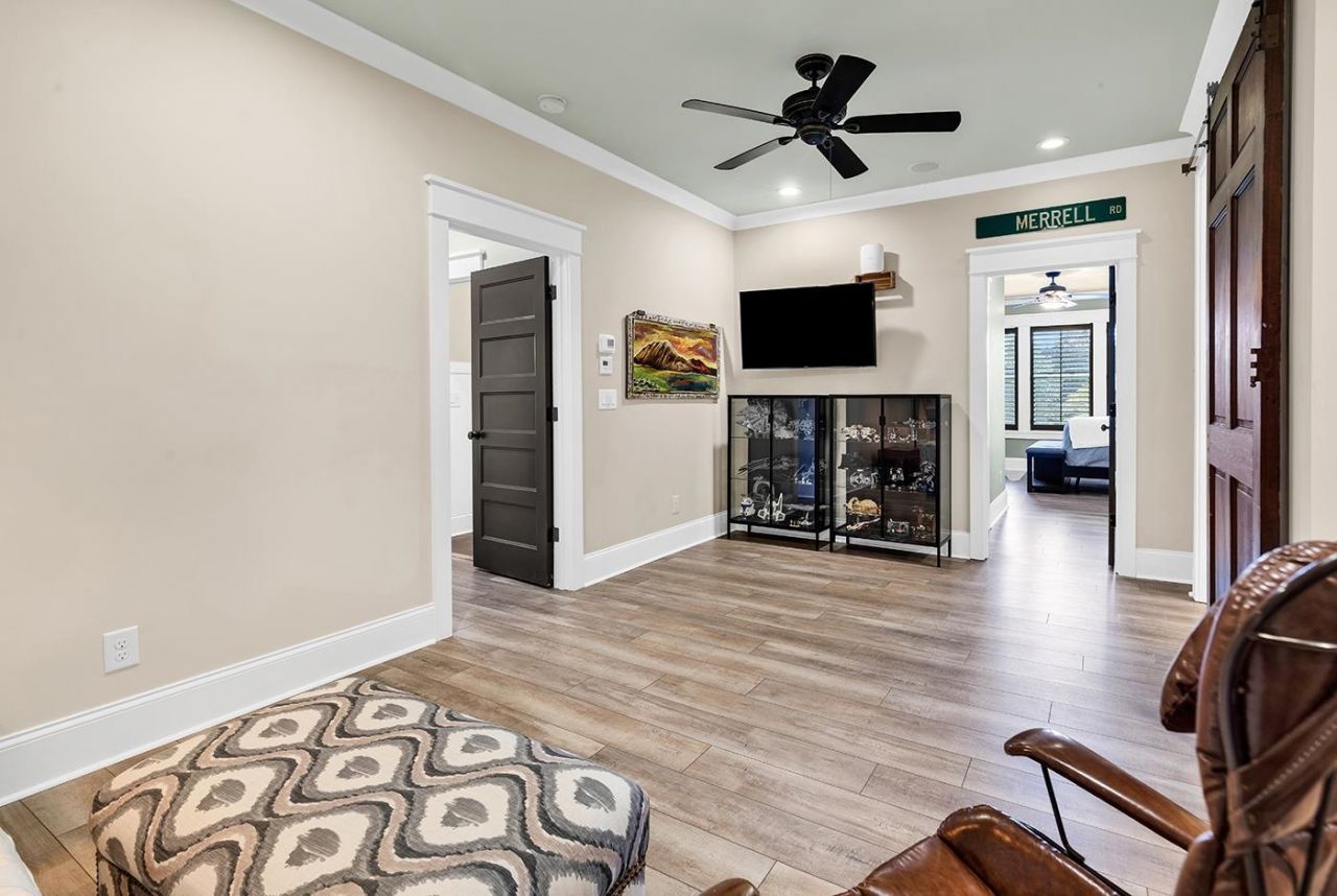 5627 Woodside Ave. Photo 44