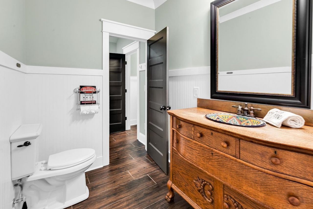 5627 Woodside Ave. Photo 49