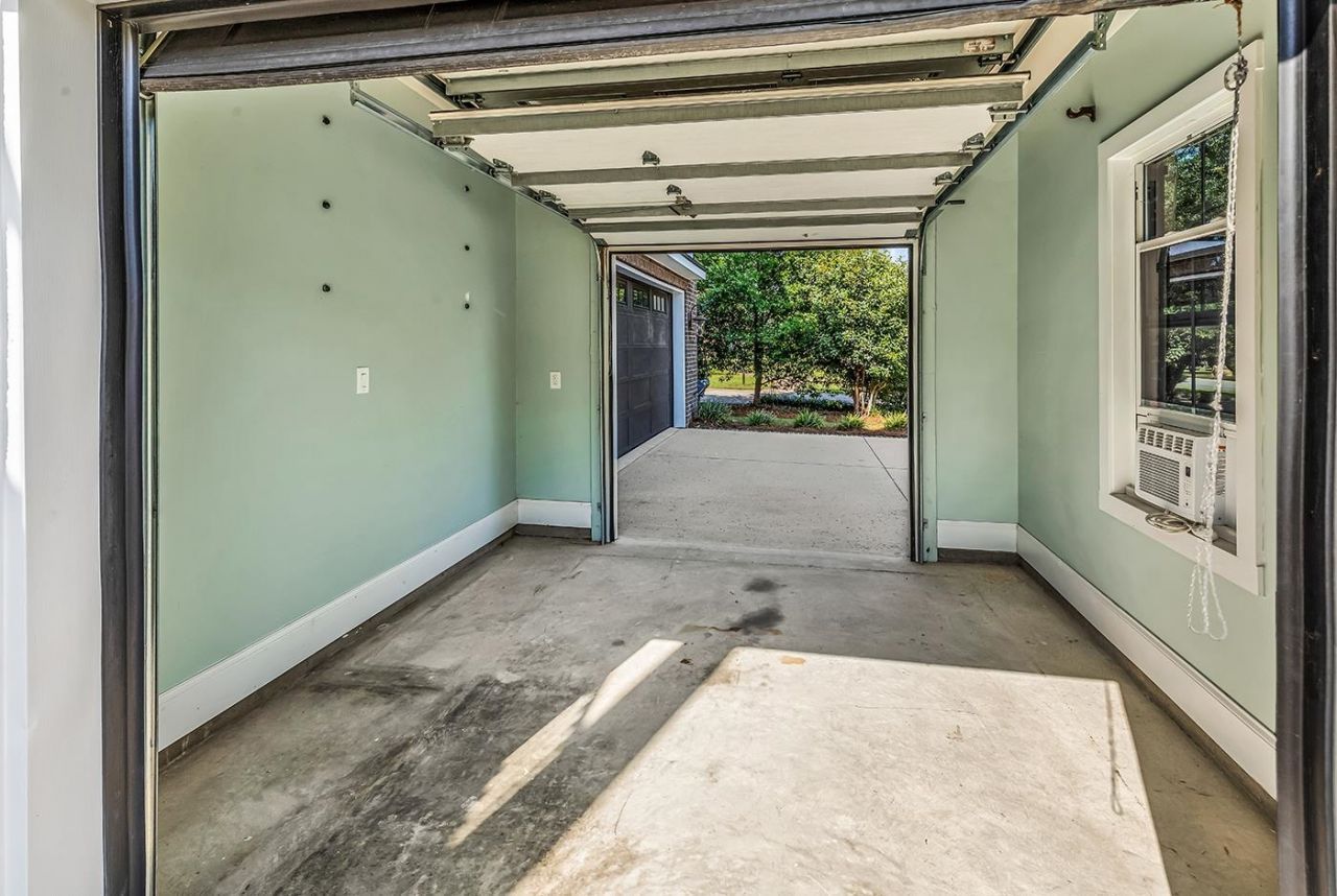 5627 Woodside Ave. Photo 66