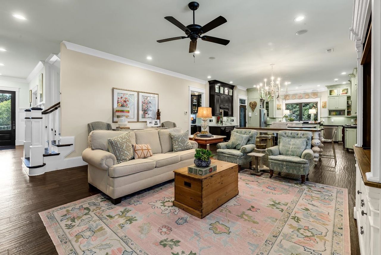 5627 Woodside Ave. Photo 8