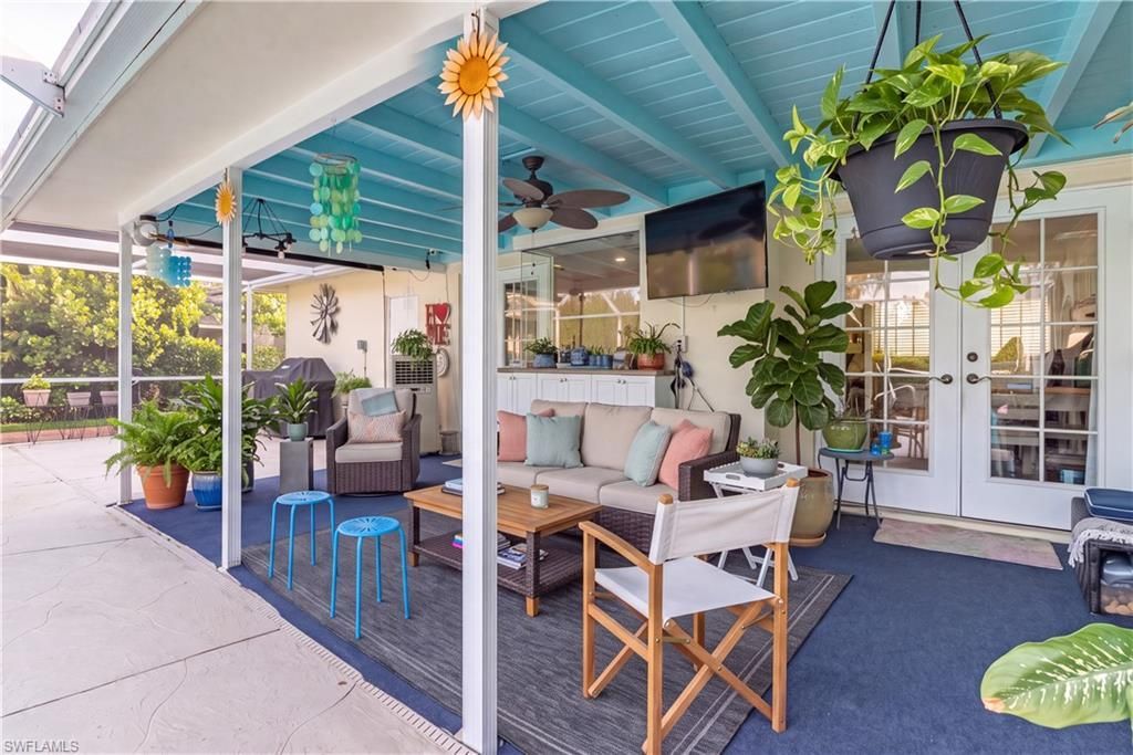 1352 Oaklawn Ct, Fort Myers, FL 33919 Photo
