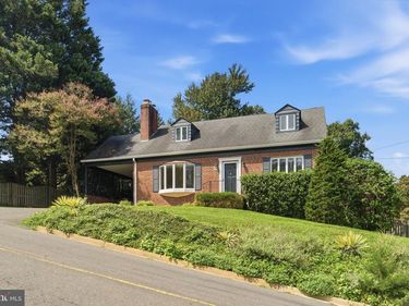 3901 31ST STREET N, ARLINGTON, VA 22207