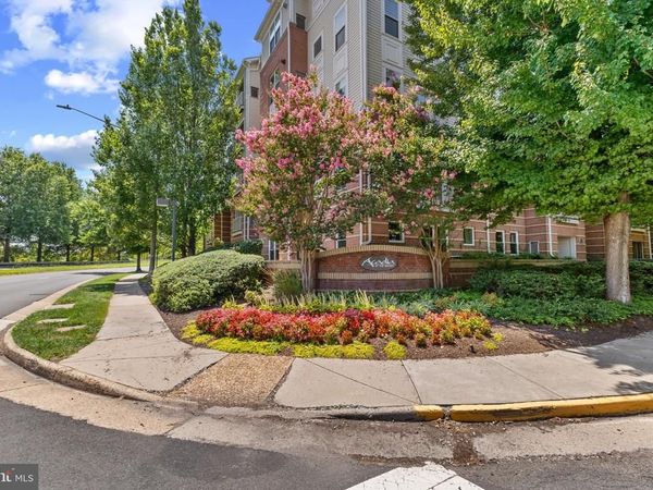 9480 VIRGINIA CENTER BOULEVARD , Unit 10, VIENNA, VA 22181