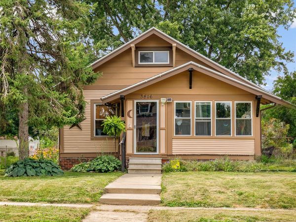 3816 3rd Street, Des Moines, IA 50313