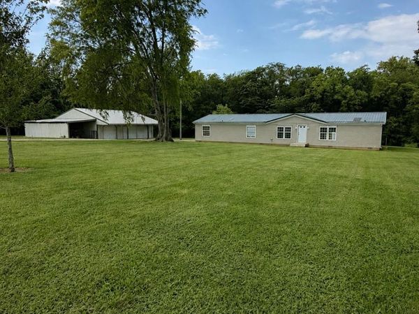 4988 W County Road 550 N, Petersburg, IN 47567