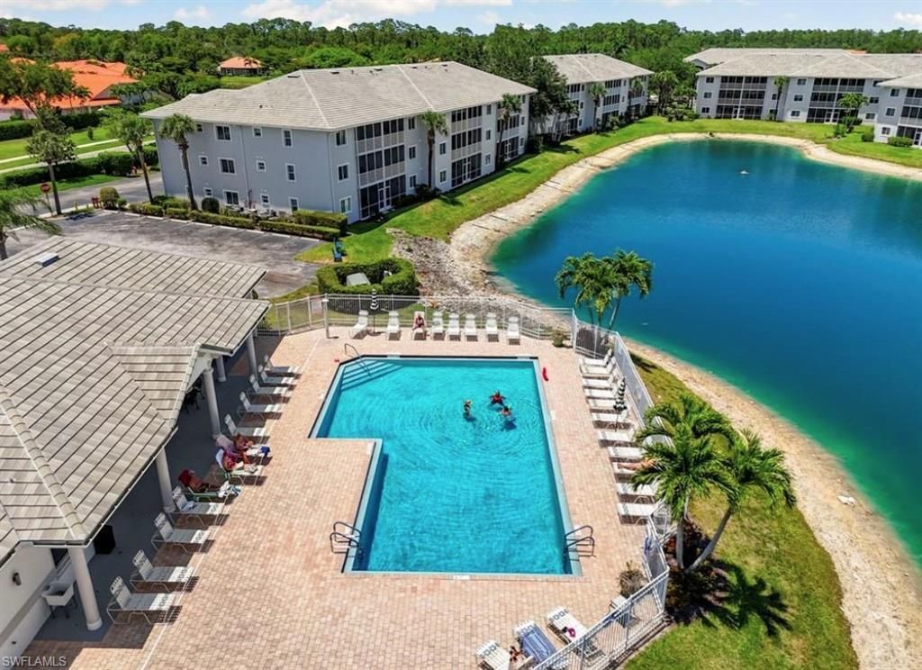 7818 Great Heron Way , Unit 303, Naples, FL 34104 Photo